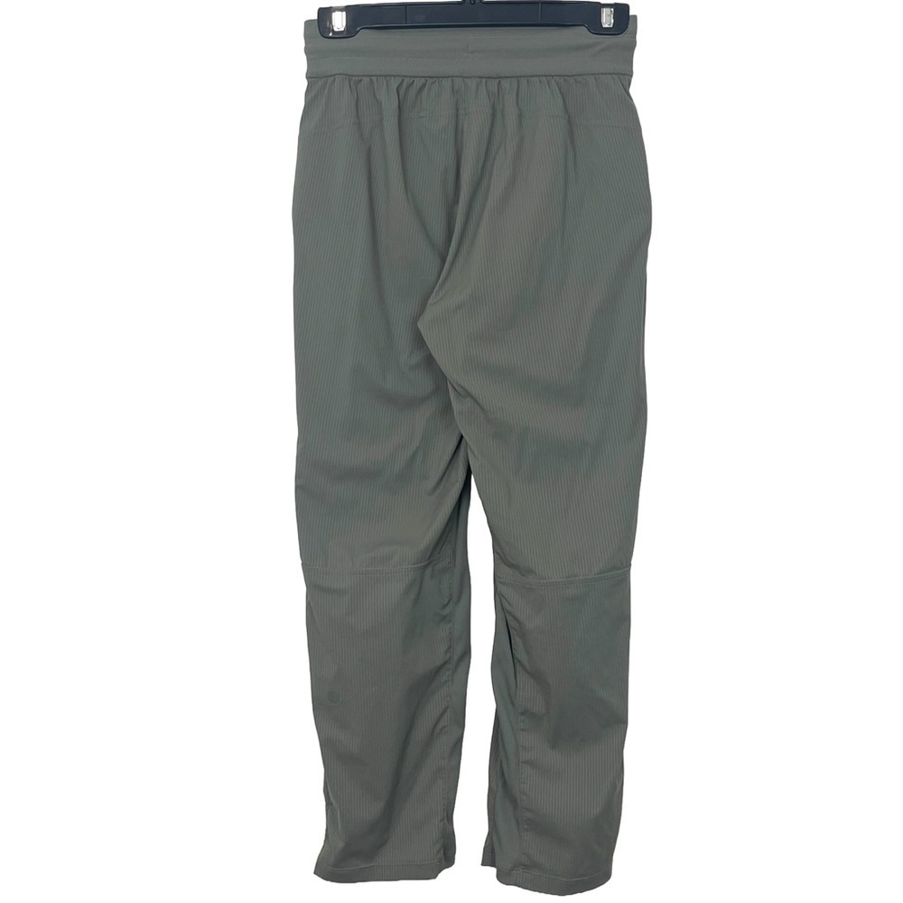Lululemon Beyond the Studio Crop Grey Sage Size 4 - Picture 5 of 10